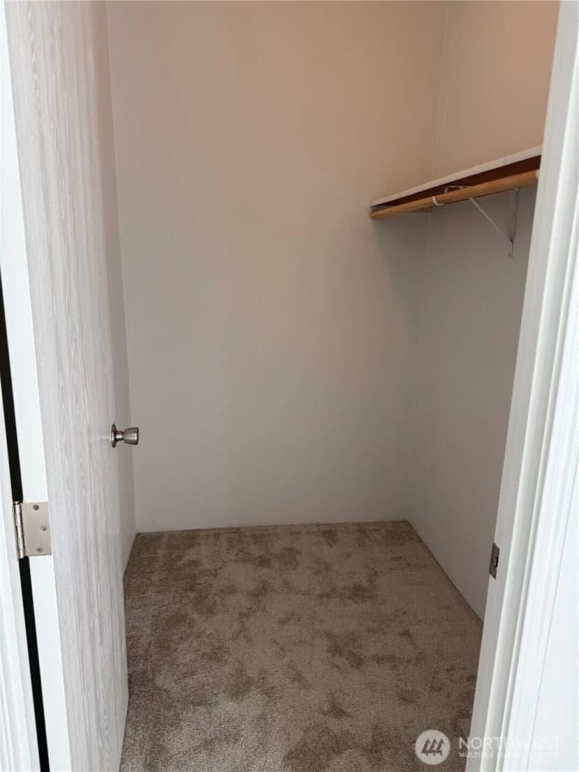Property photo for 77 Clemons Road #105, Montesano photo 21