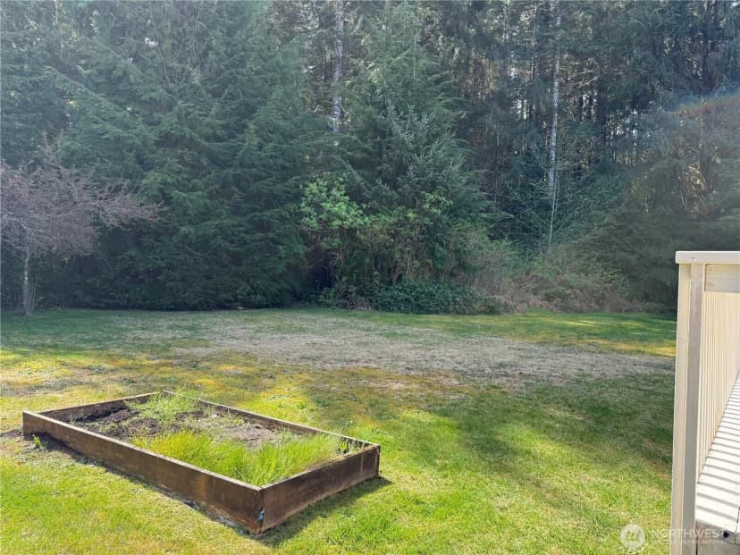 Property photo for 77 Clemons Road #105, Montesano photo 8