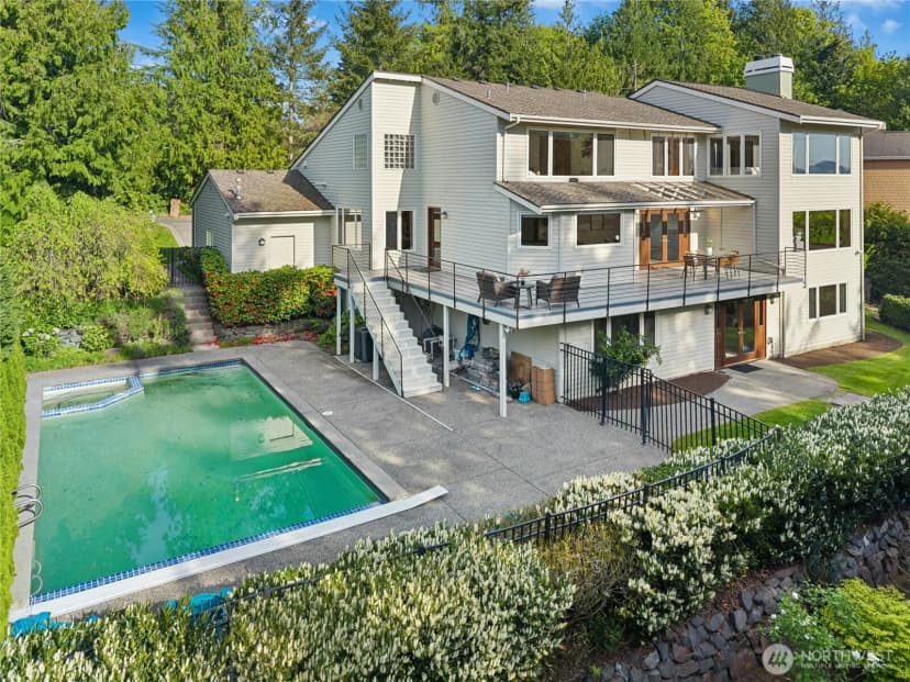 Property photo for 20005 Ne 42nd Street, Sammamish