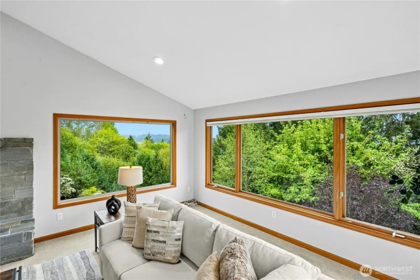 Property photo for 20005 Ne 42nd Street, Sammamish photo 20