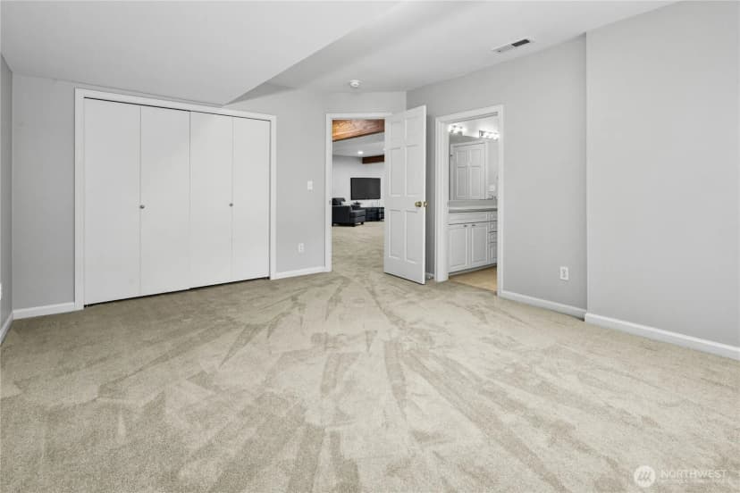 Property photo for 20005 Ne 42nd Street, Sammamish photo 34
