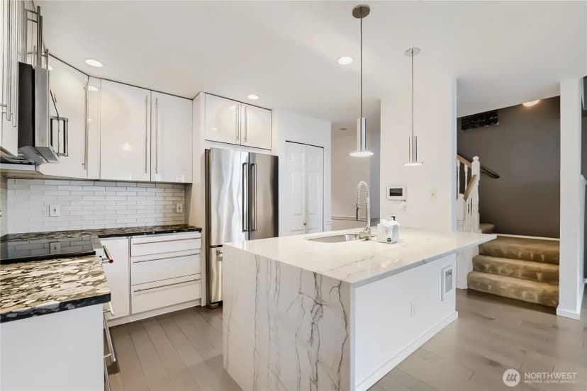 Property photo for 6711 S 239th Place #n102, Kent photo 12
