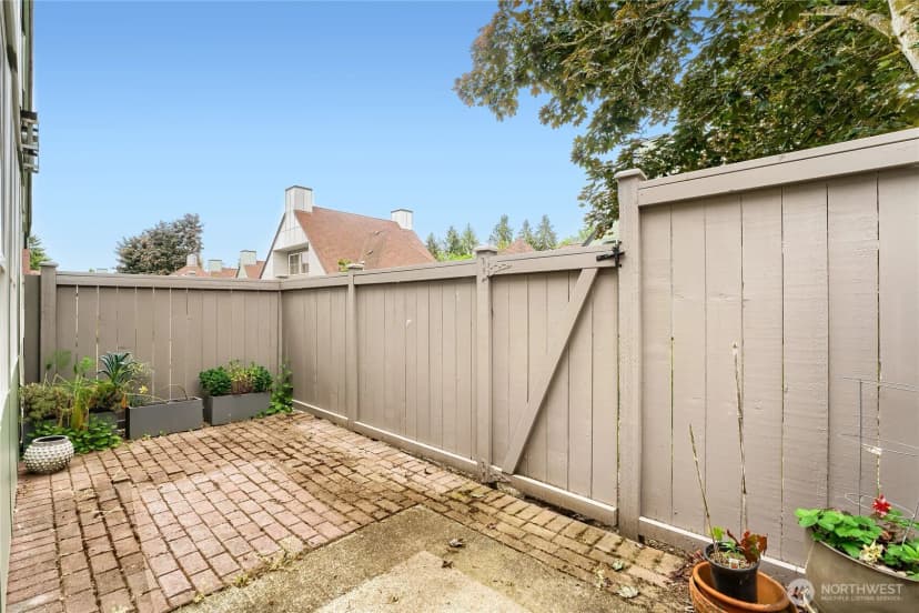 Property photo for 6711 S 239th Place #n102, Kent photo 29