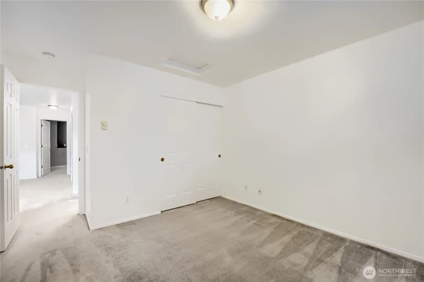 Property photo for 6711 S 239th Place #n102, Kent photo 26