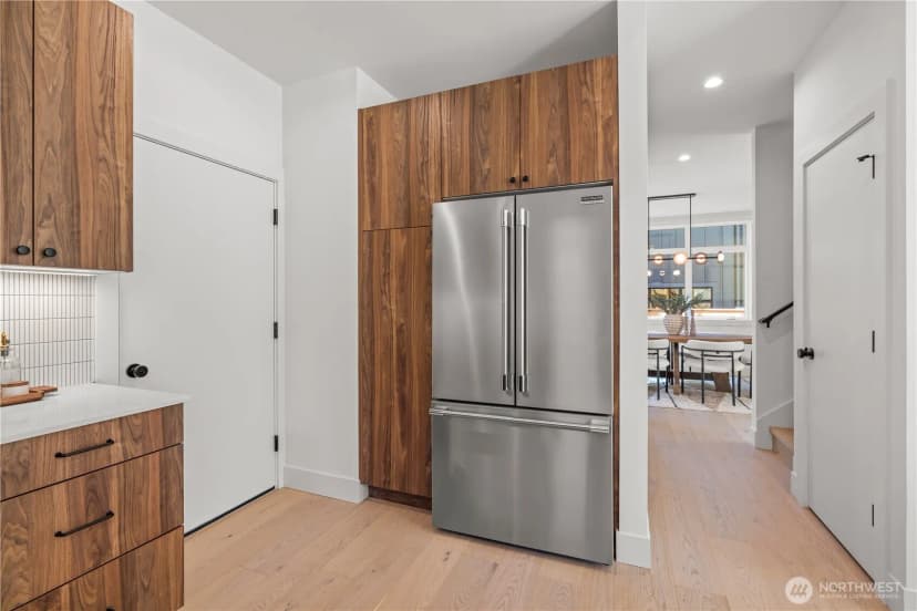 Property photo for 3026 Ne 95th Street, Seattle photo 18