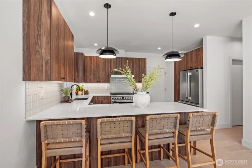 Property photo for 3026 Ne 95th Street, Seattle photo 12