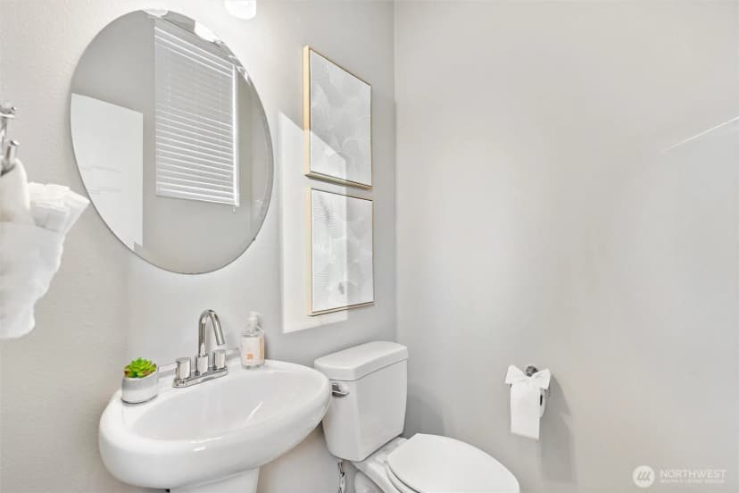 Property photo for 13717 Admiralty Way #h7, Lynnwood photo 31