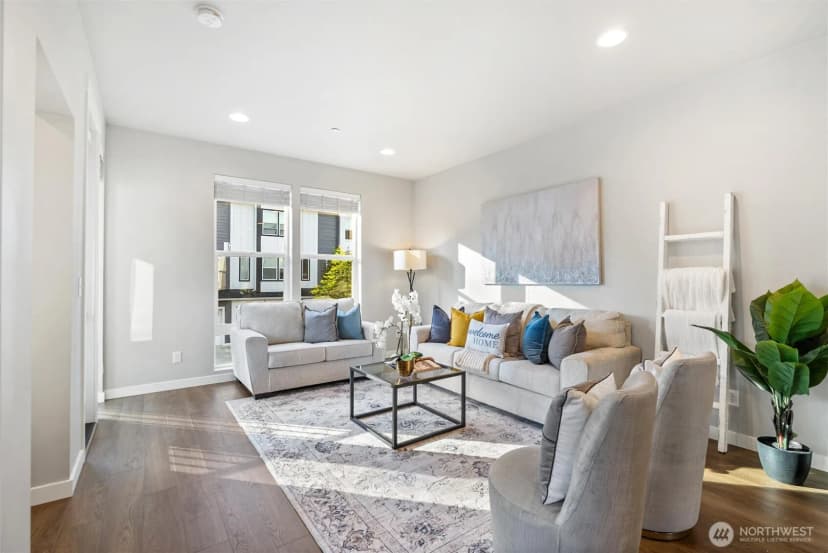Property photo for 13717 Admiralty Way #h7, Lynnwood photo 6