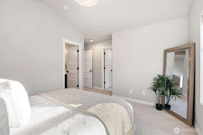 Property photo for 13717 Admiralty Way #h7, Lynnwood photo 24