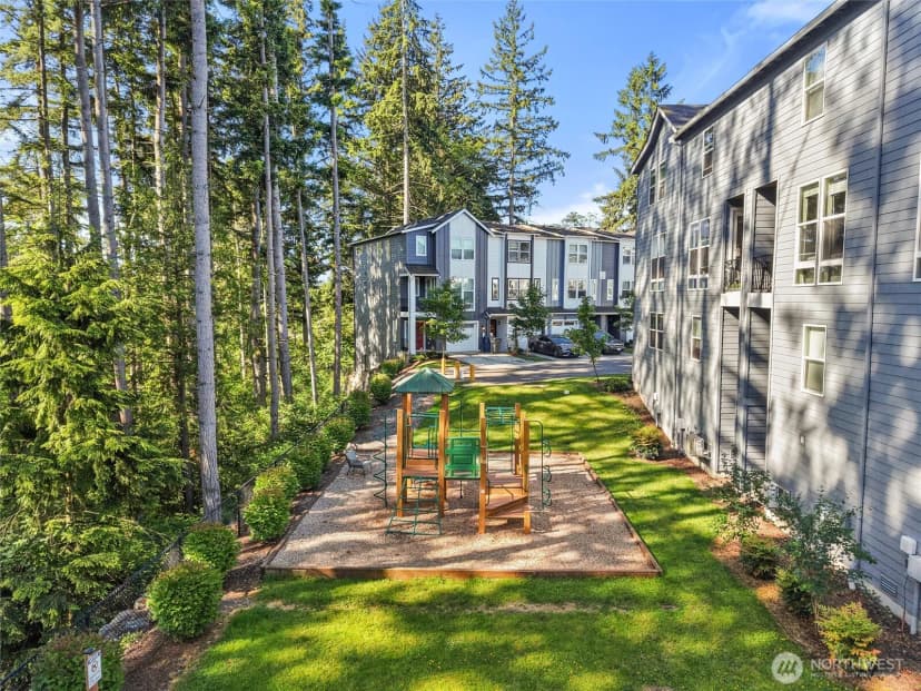 Property photo for 13717 Admiralty Way #h7, Lynnwood photo 37