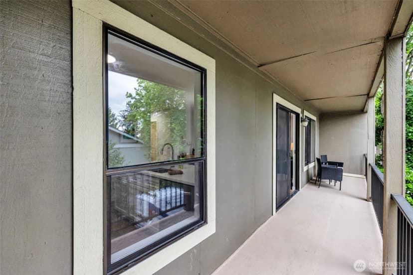 Property photo for 11701 100th Avenue Ne #4, Kirkland photo 20