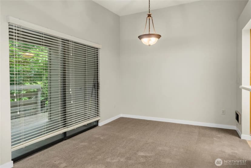Property photo for 1300 Bellevue Way Ne #2, Bellevue photo 14