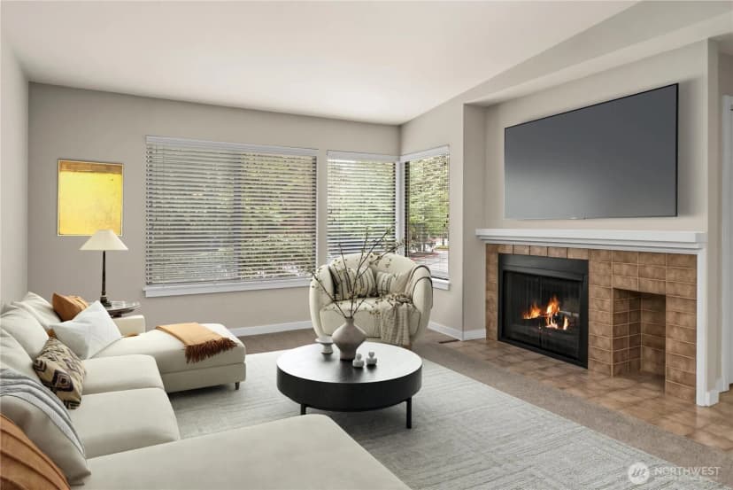 Property photo for 1300 Bellevue Way Ne #2, Bellevue photo 6