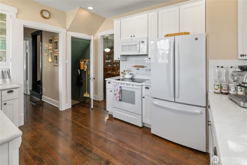 Property photo for 208 Railroad Avenue, Kittitas photo 5