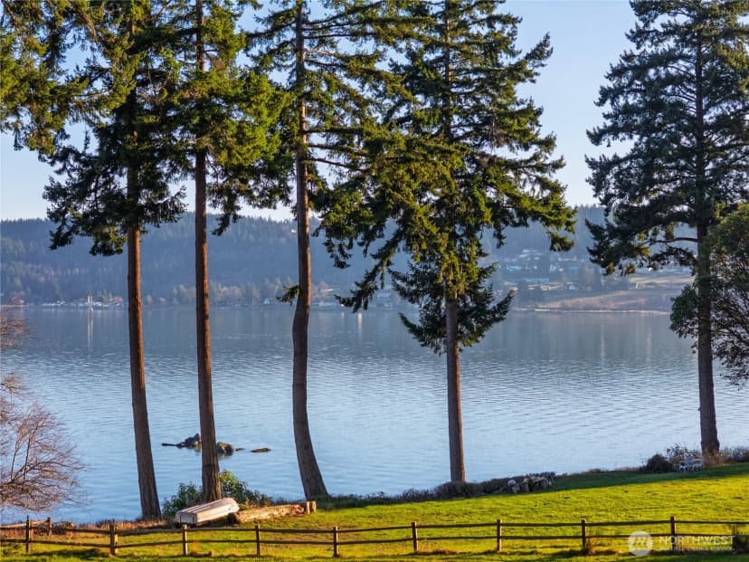 Property photo for 0 Seahorse Lane, Oak Harbor photo 12