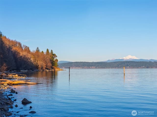 Property photo for 0 Seahorse Lane, Oak Harbor photo 3