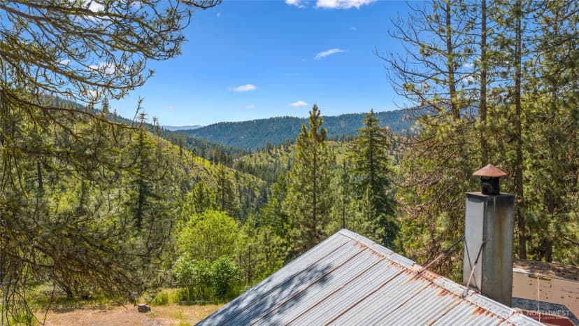 Property photo for 502 Harkness Road, Cle Elum photo 22