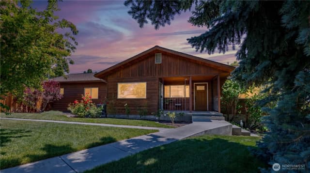 Property photo for 100 Airport Road, Omak photo 2