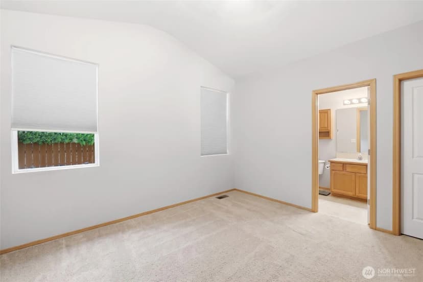 Property photo for 5427 Boardwalk Street Se, Lacey photo 14