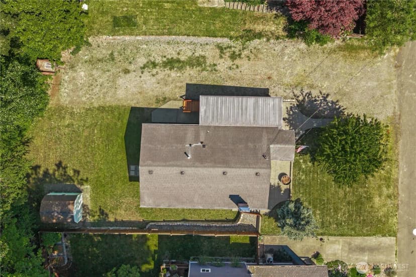 Property photo for 17023 113th Avenue Se, Renton photo 32