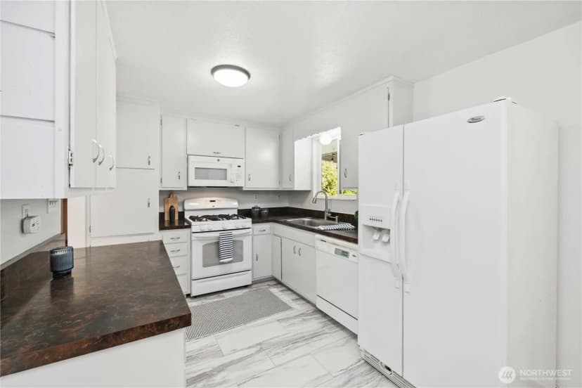 Property photo for 17023 113th Avenue Se, Renton photo 10