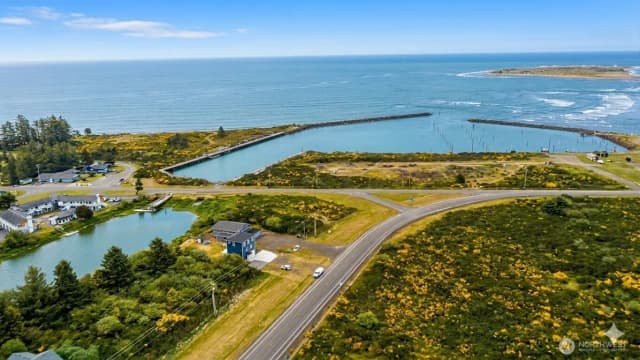Property photo for 1030 Point Brown Avenue Se, Ocean Shores photo 4