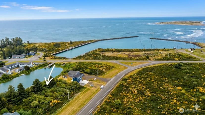 Property photo for 1030 Point Brown Avenue Se, Ocean Shores