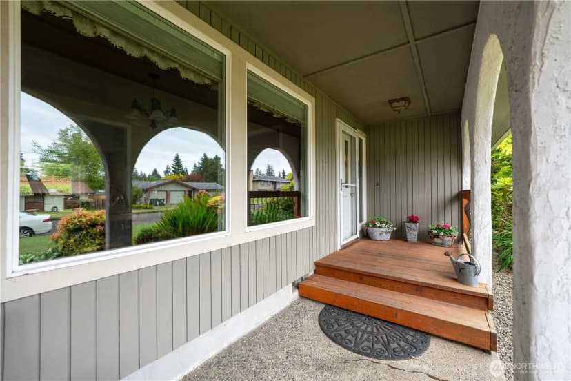 Property photo for 230 E Hawthorne Place, Port Angeles photo 31