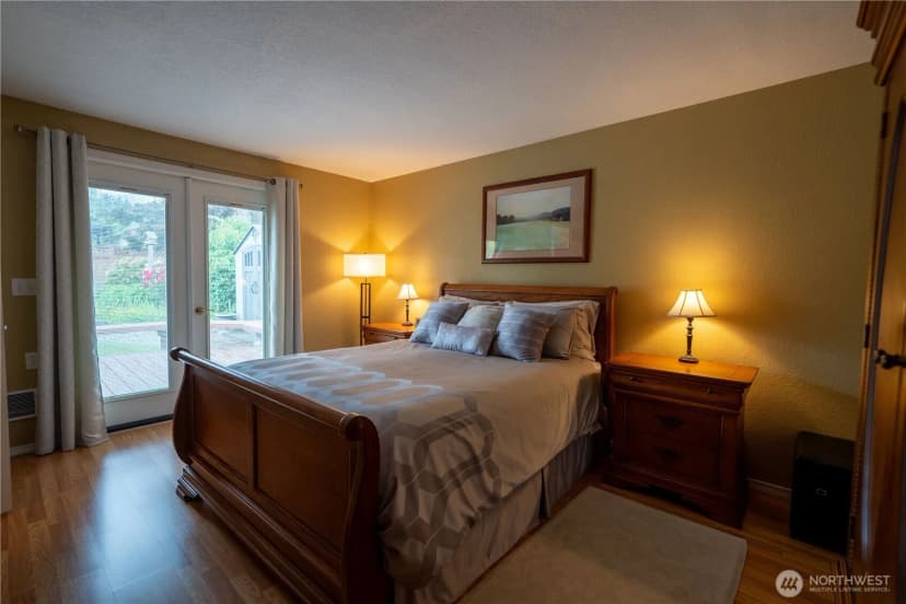 Property photo for 230 E Hawthorne Place, Port Angeles photo 16