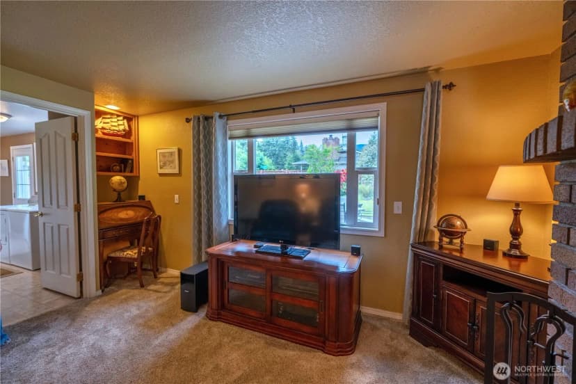 Property photo for 230 E Hawthorne Place, Port Angeles photo 15