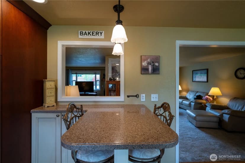 Property photo for 230 E Hawthorne Place, Port Angeles photo 7