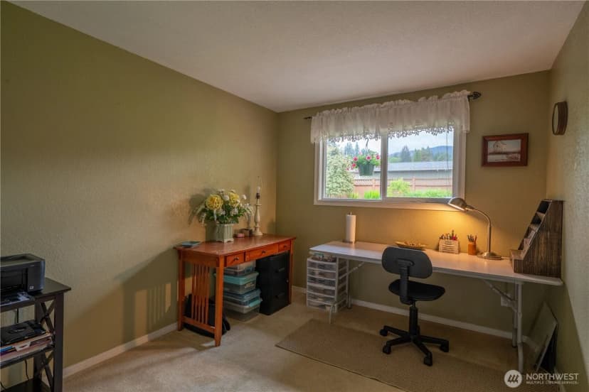 Property photo for 230 E Hawthorne Place, Port Angeles photo 25