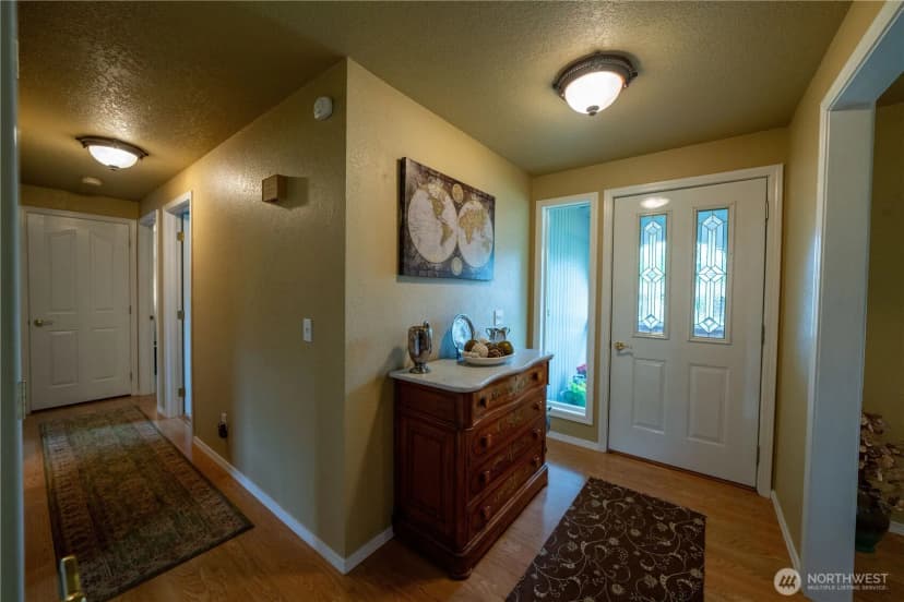 Property photo for 230 E Hawthorne Place, Port Angeles photo 28