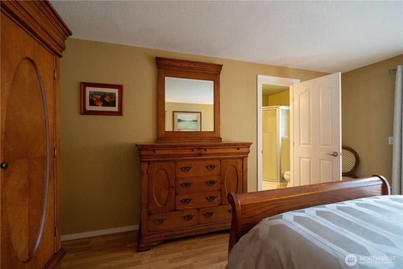 Property photo for 230 E Hawthorne Place, Port Angeles photo 17