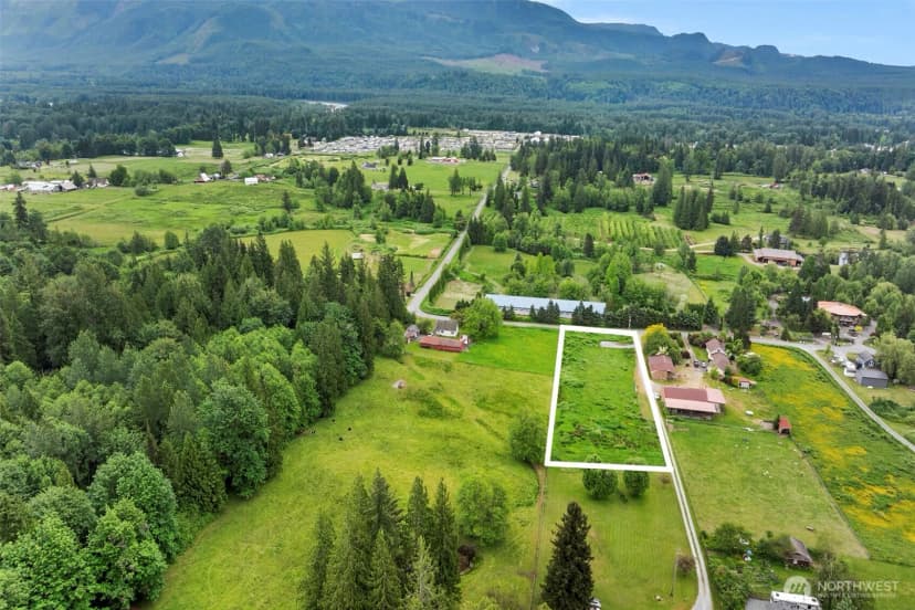 Property photo for 33723 132nd Street Se, Sultan