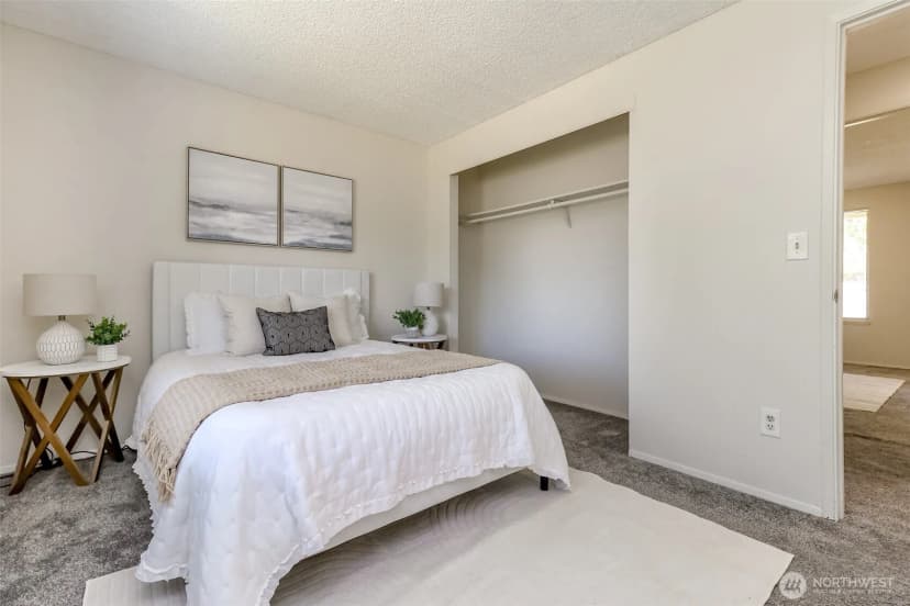 Property photo for 15836 Se Fairwood Boulevard, Renton photo 24