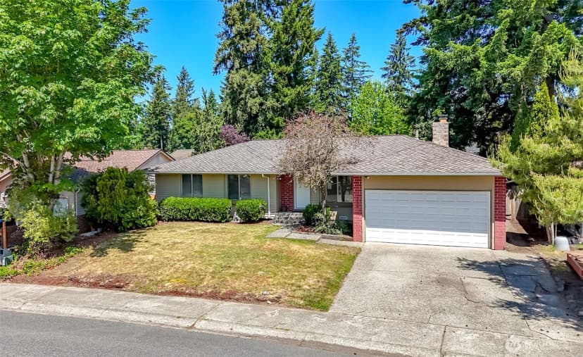 Property photo for 15836 Se Fairwood Boulevard, Renton photo 2