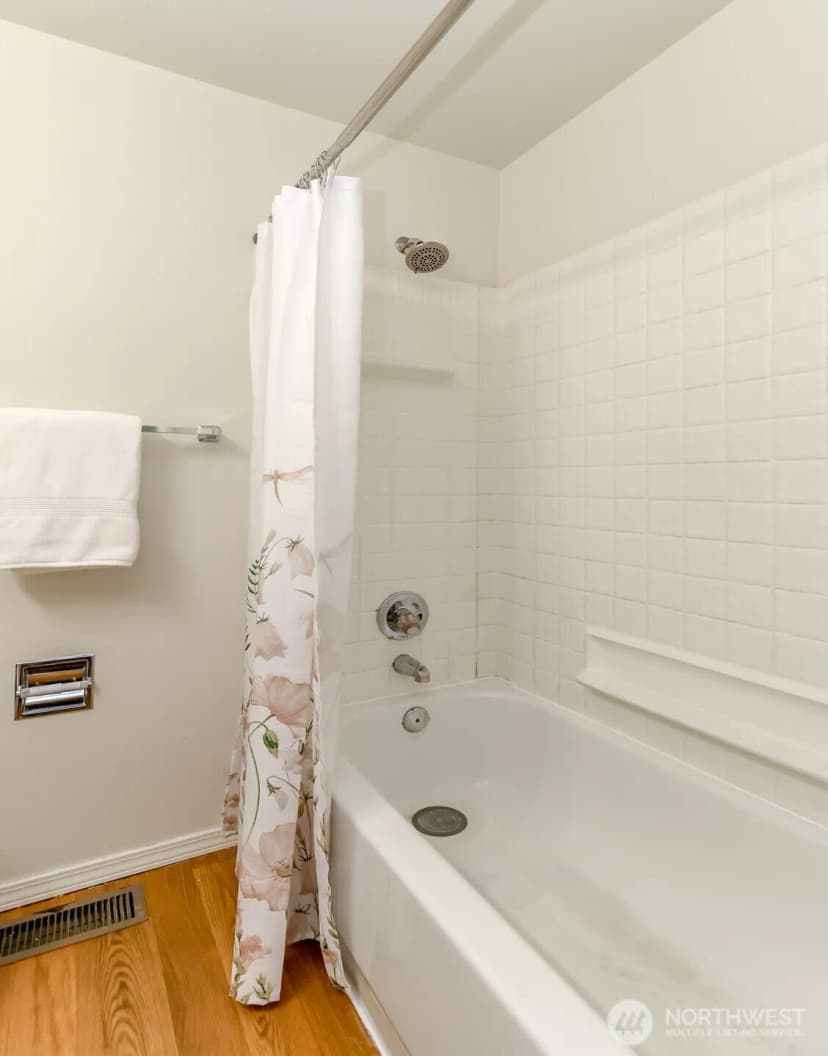 Property photo for 15836 Se Fairwood Boulevard, Renton photo 23