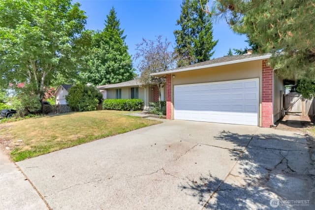 Property photo for 15836 Se Fairwood Boulevard, Renton photo 3