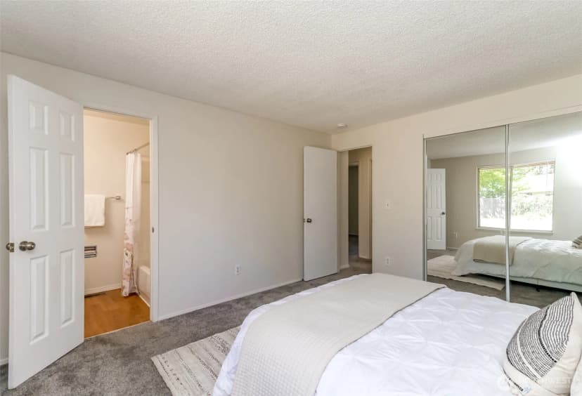 Property photo for 15836 Se Fairwood Boulevard, Renton photo 21