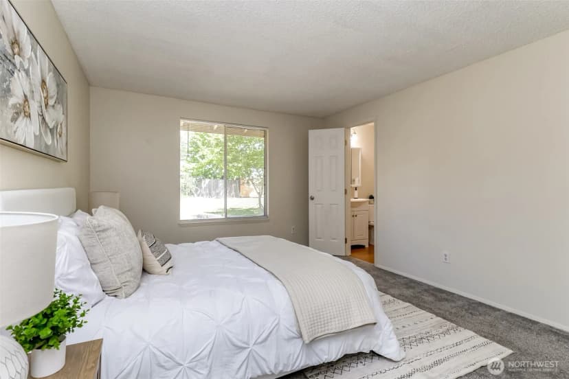 Property photo for 15836 Se Fairwood Boulevard, Renton photo 20
