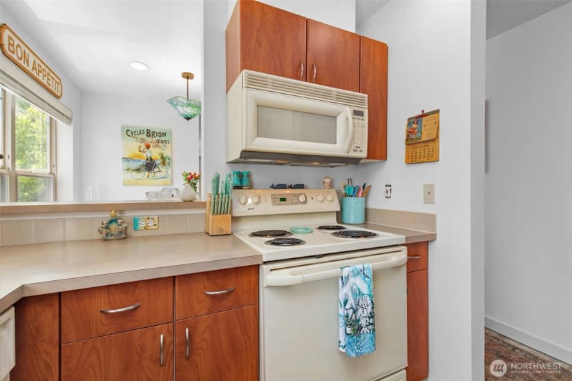 Property photo for 20800 72nd Avenue W #202, Edmonds photo 16