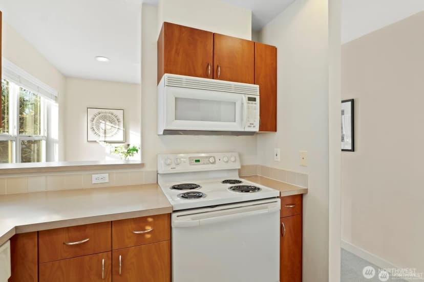 Property photo for 20800 72nd Avenue W #202, Edmonds photo 13