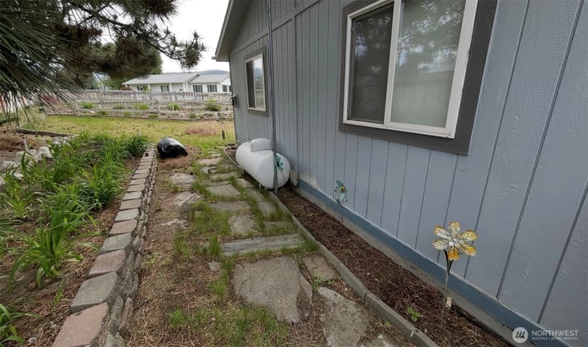 Property photo for 3 Sand Flat Rd, Omak photo 21