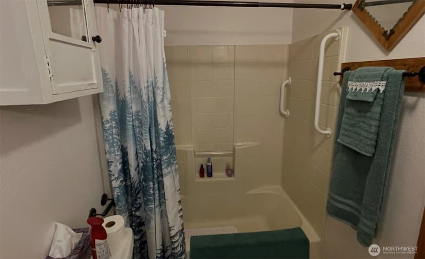 Property photo for 3 Sand Flat Rd, Omak photo 16