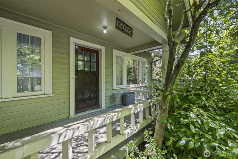 Property photo for 2012 Ne 65th Street, Seattle