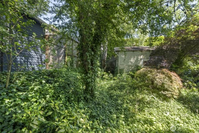 Property photo for 2012 Ne 65th Street, Seattle photo 5