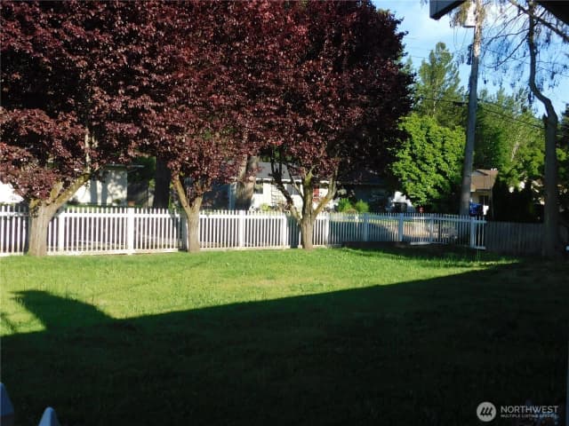Property photo for 13408 103rd Avenue E, Puyallup photo 5