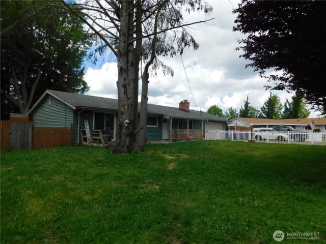 Property photo for 13408 103rd Avenue E, Puyallup photo 4