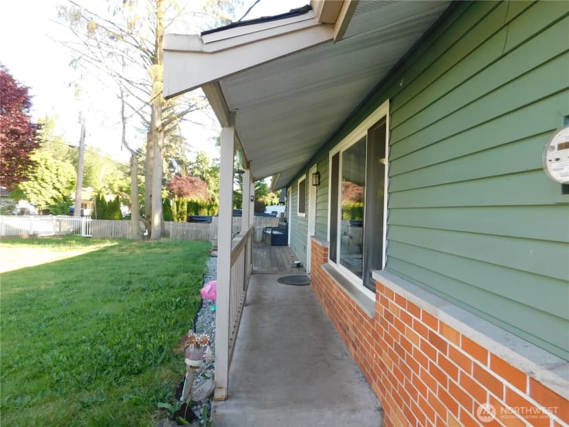 Property photo for 13408 103rd Avenue E, Puyallup photo 2